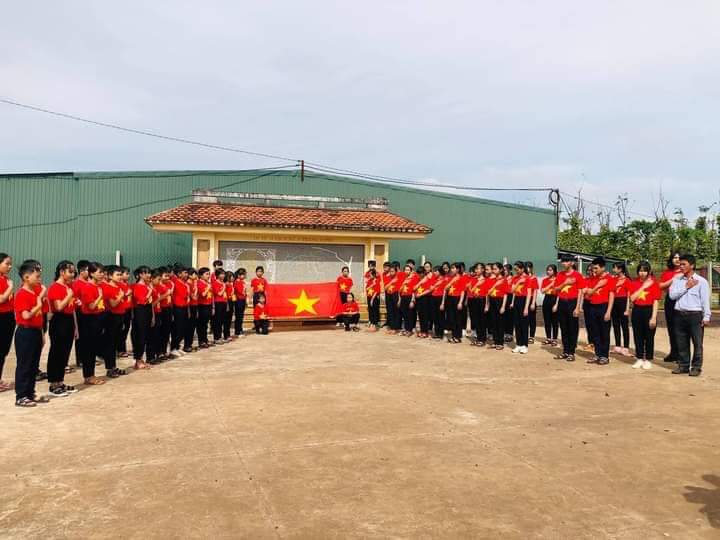 HUYỆN ĐOÀN ĐẮK R’LẤP : HÀNH TRÌNH ĐẾN VỚI ĐỊA CHỈ ĐỎ  CHỦ ĐỀ “TỰ HÀO TUỔI TRẺ VIỆT NAM”